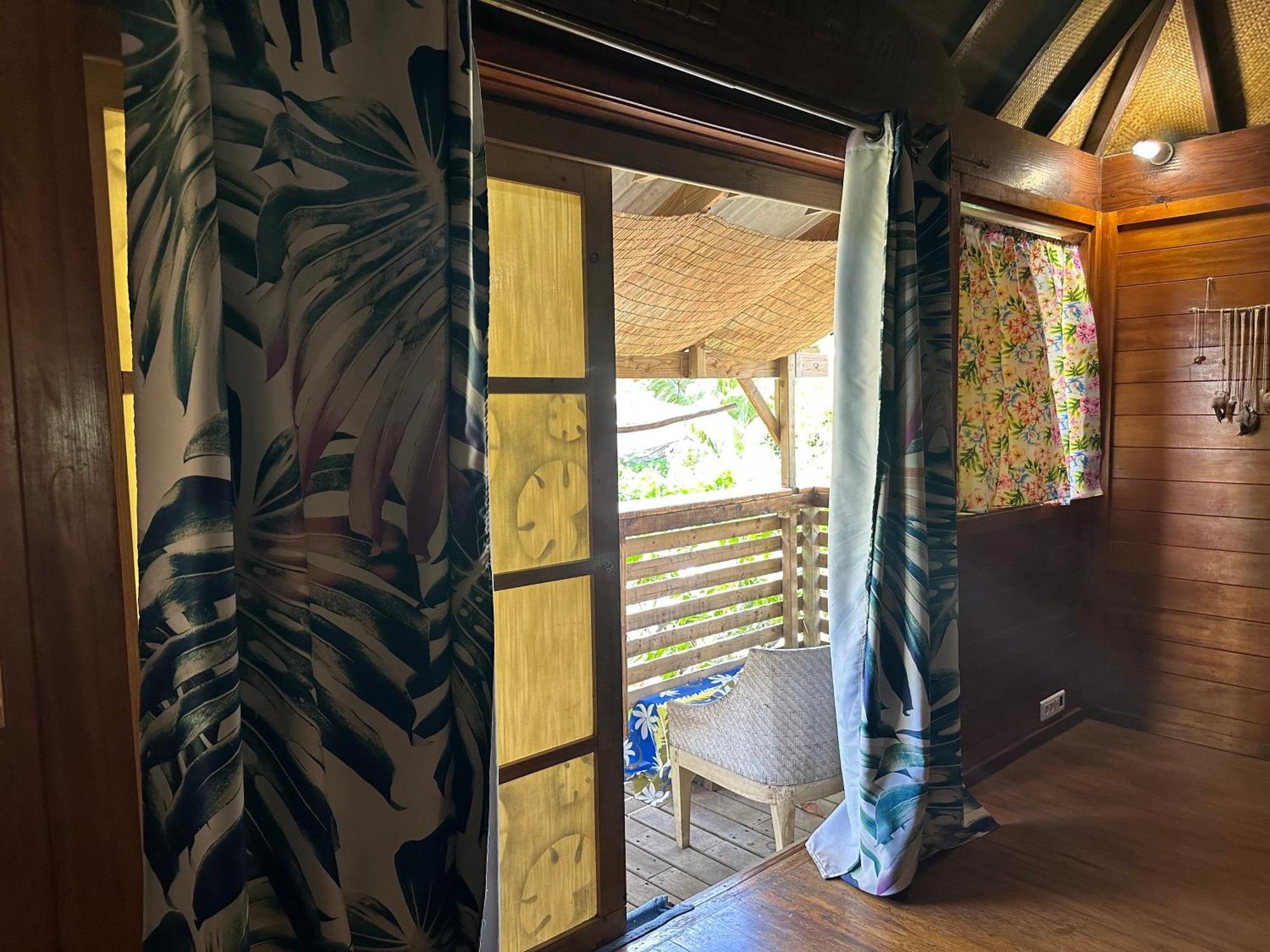 Vaiotaha Lodge Бора Бора Екстериор снимка